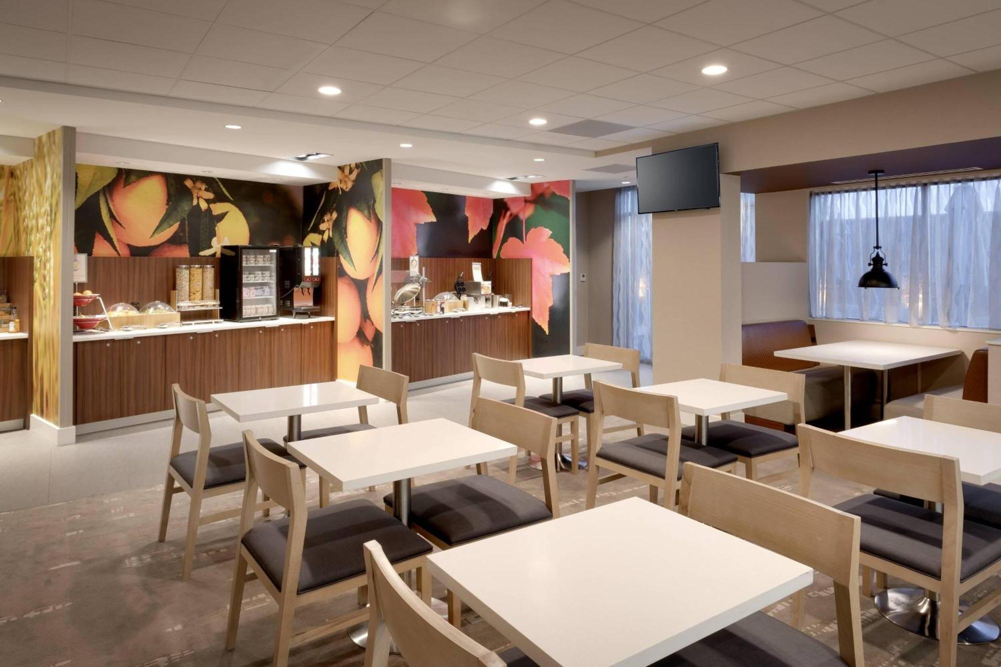 Fairfield Inn & Suites By Marriott Springfield North Luaran gambar