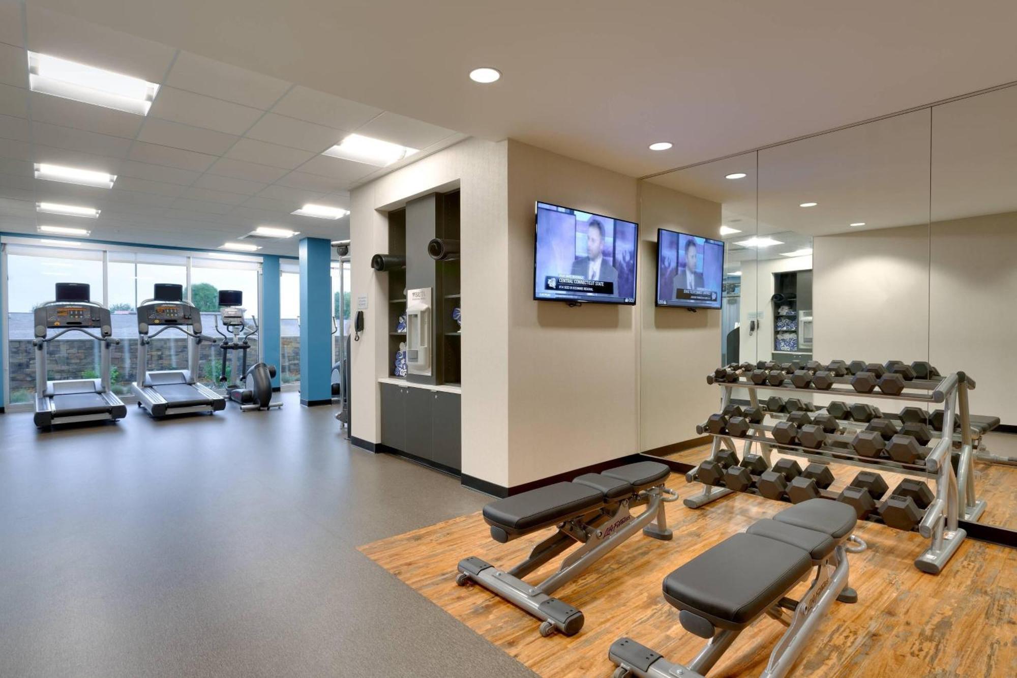 Fairfield Inn & Suites By Marriott Springfield North Luaran gambar