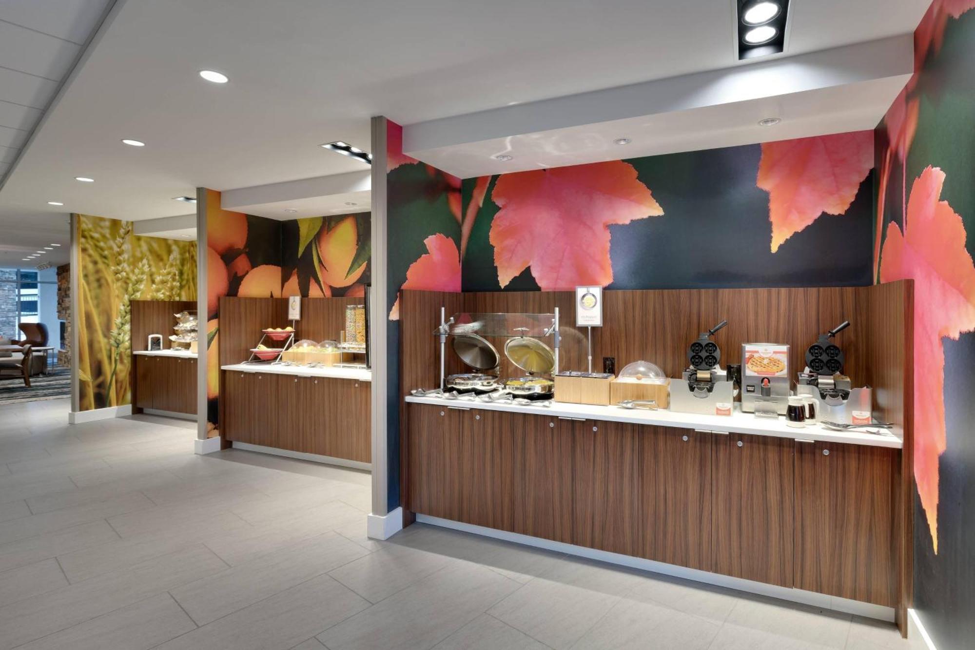 Fairfield Inn & Suites By Marriott Springfield North Luaran gambar