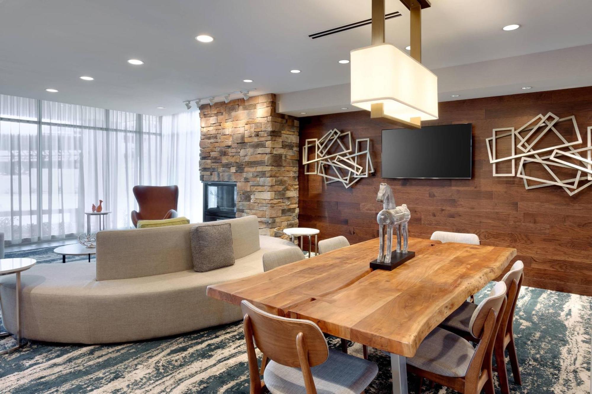 Fairfield Inn & Suites By Marriott Springfield North Luaran gambar