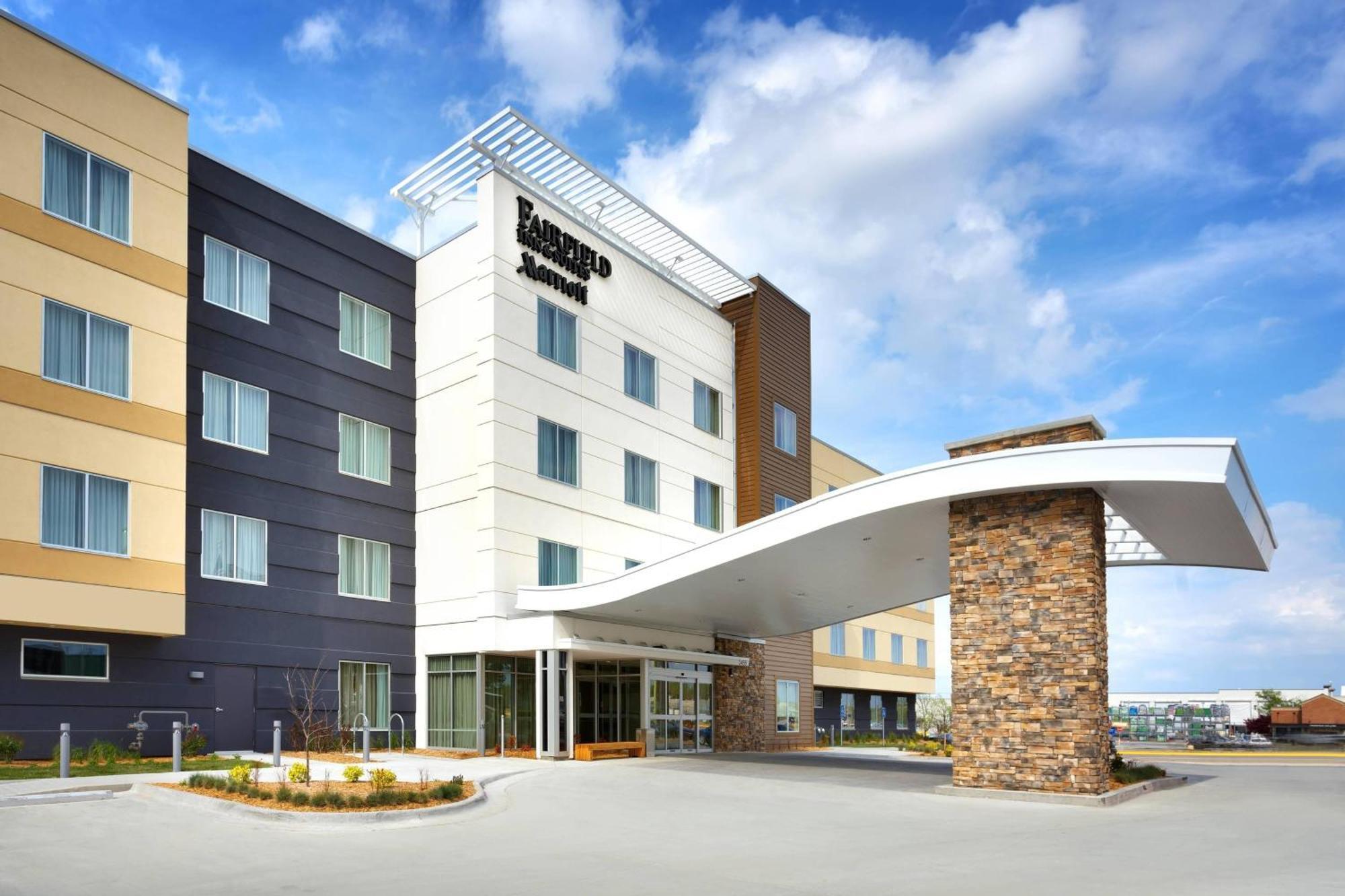Fairfield Inn & Suites By Marriott Springfield North Luaran gambar